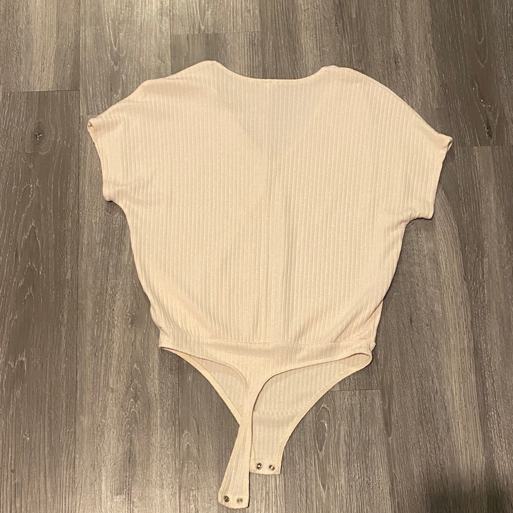 Express Cream Ribbed Bodysuit - Picture 3 of 4